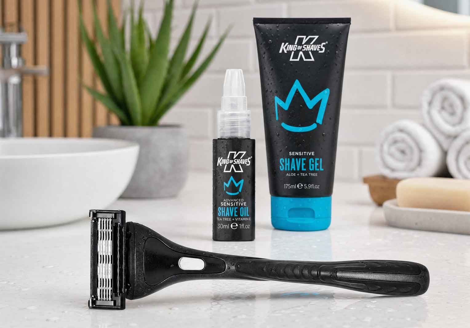 King of Shaves AZR K5 Razor and Sensitive Shave Gel and Shave Oil
